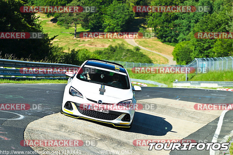 Bild #17187441 - Touristenfahrten Nürburgring Nordschleife (12.06.2022)