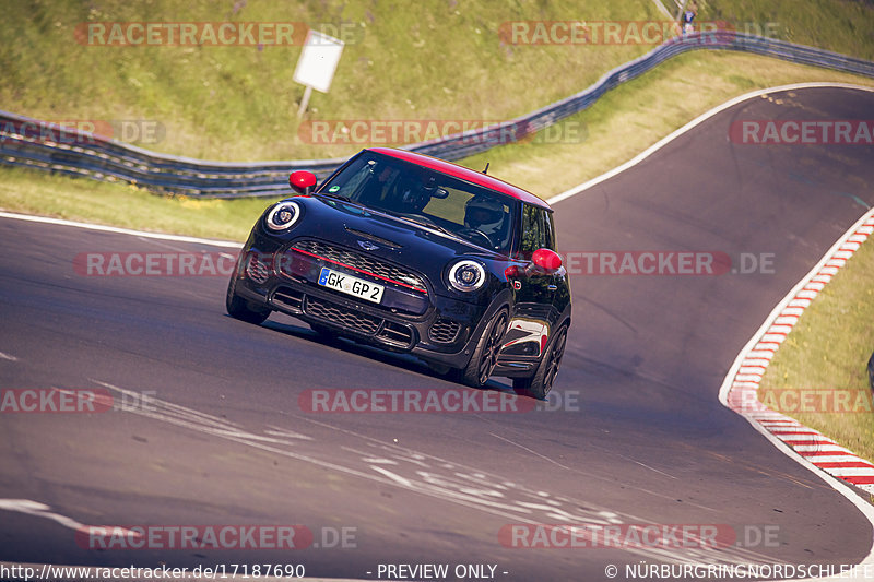 Bild #17187690 - Touristenfahrten Nürburgring Nordschleife (12.06.2022)