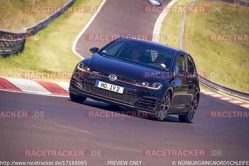 Bild #17188065 - Touristenfahrten Nürburgring Nordschleife (12.06.2022)