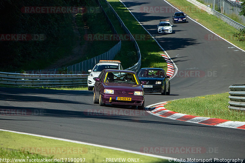 Bild #17190097 - Touristenfahrten Nürburgring Nordschleife (12.06.2022)