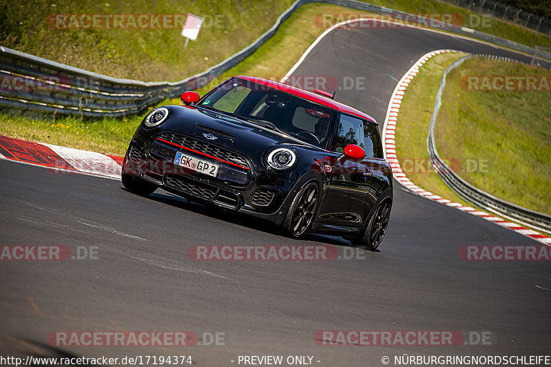 Bild #17194374 - Touristenfahrten Nürburgring Nordschleife (12.06.2022)