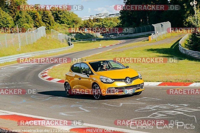 Bild #17190806 - Touristenfahrten Nürburgring Nordschleife (13.06.2022)