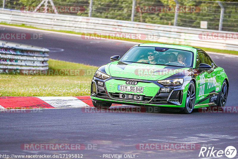 Bild #17195812 - Touristenfahrten Nürburgring Nordschleife (13.06.2022)