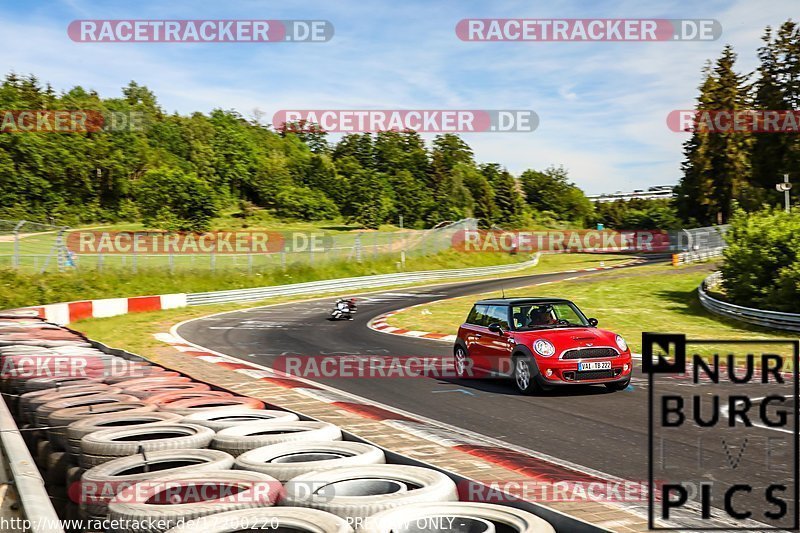 Bild #17200220 - Touristenfahrten Nürburgring Nordschleife (14.06.2022)