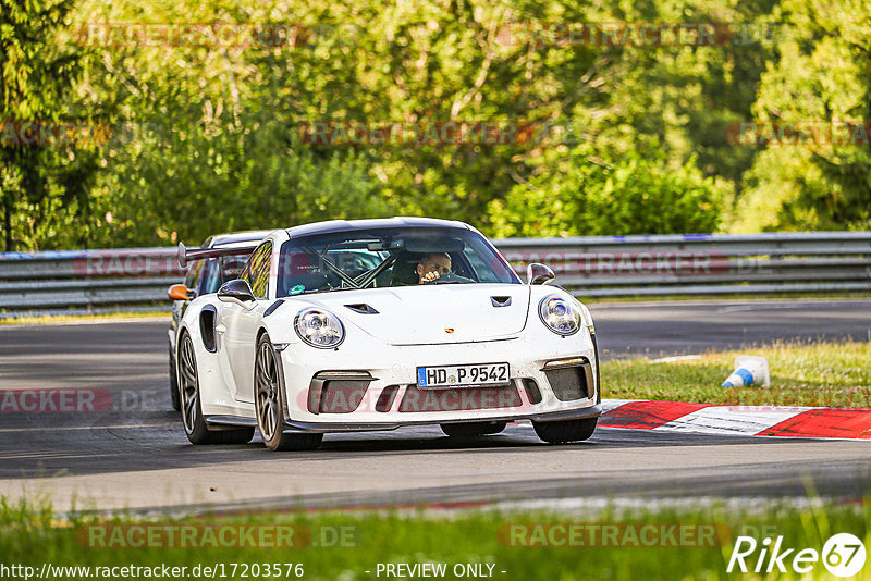 Bild #17203576 - Touristenfahrten Nürburgring Nordschleife (14.06.2022)