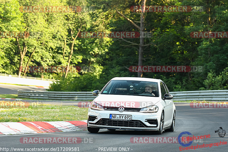 Bild #17209581 - Touristenfahrten Nürburgring Nordschleife (15.06.2022)