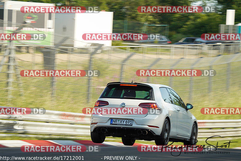 Bild #17212001 - Touristenfahrten Nürburgring Nordschleife (15.06.2022)