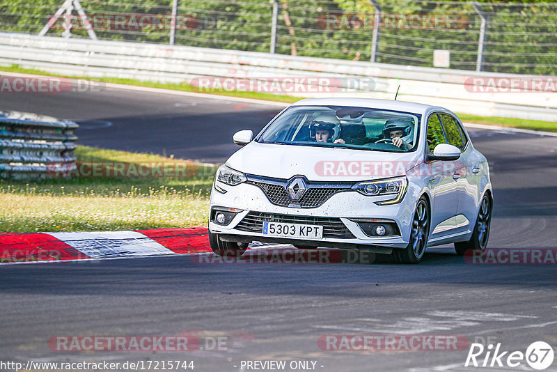 Bild #17215744 - Touristenfahrten Nürburgring Nordschleife (15.06.2022)