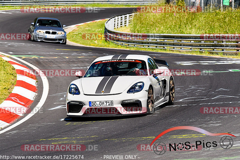 Bild #17225674 - Touristenfahrten Nürburgring Nordschleife (16.06.2022)