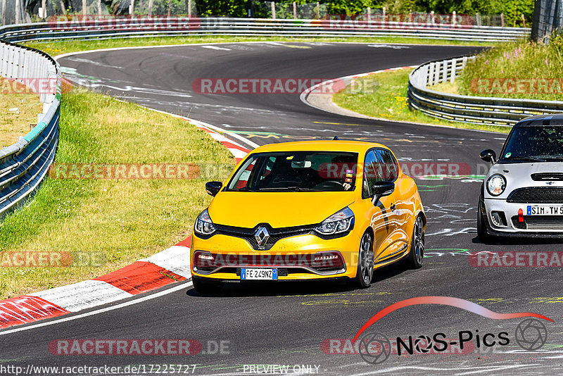 Bild #17225727 - Touristenfahrten Nürburgring Nordschleife (16.06.2022)