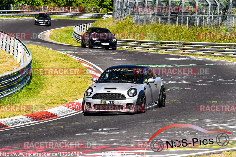 Bild #17226797 - Touristenfahrten Nürburgring Nordschleife (16.06.2022)