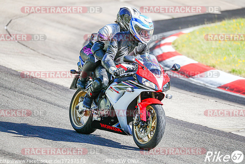 Bild #17237573 - Touristenfahrten Nürburgring Nordschleife (16.06.2022)