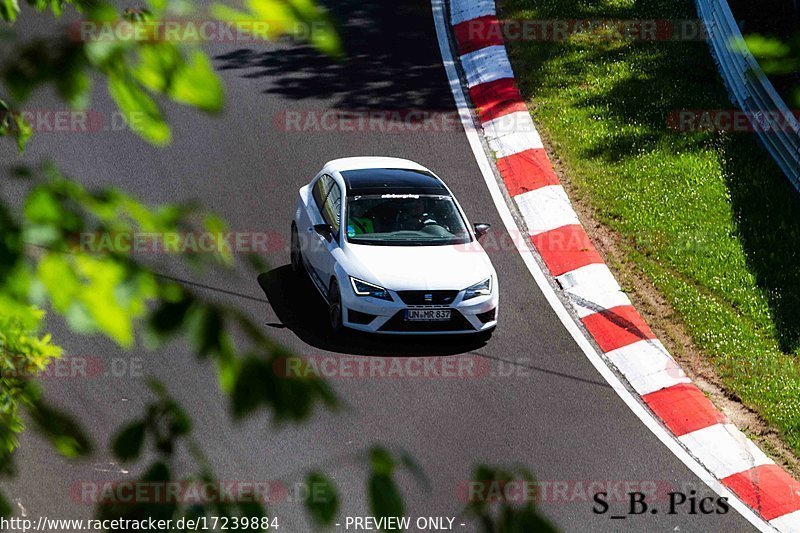 Bild #17239884 - Touristenfahrten Nürburgring Nordschleife (16.06.2022)