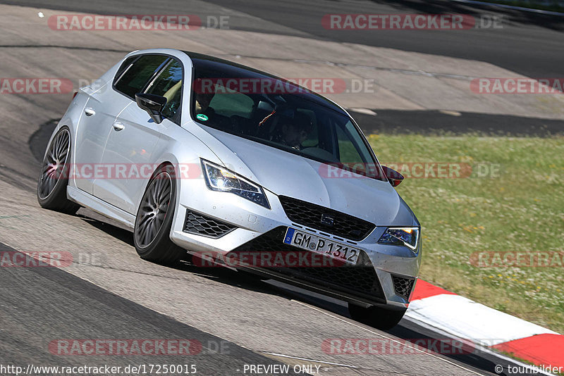 Bild #17250015 - Touristenfahrten Nürburgring Nordschleife (16.06.2022)