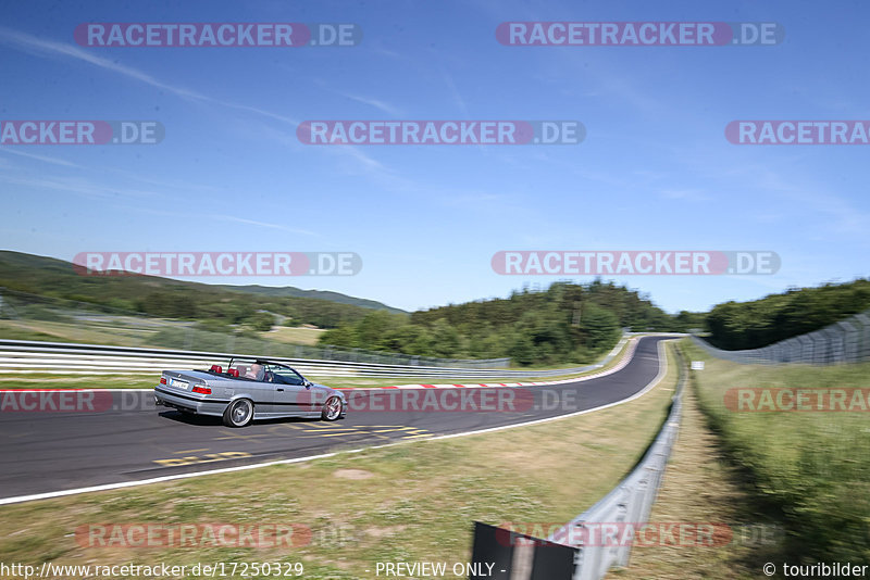 Bild #17250329 - Touristenfahrten Nürburgring Nordschleife (16.06.2022)