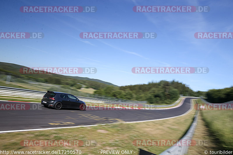 Bild #17250570 - Touristenfahrten Nürburgring Nordschleife (16.06.2022)