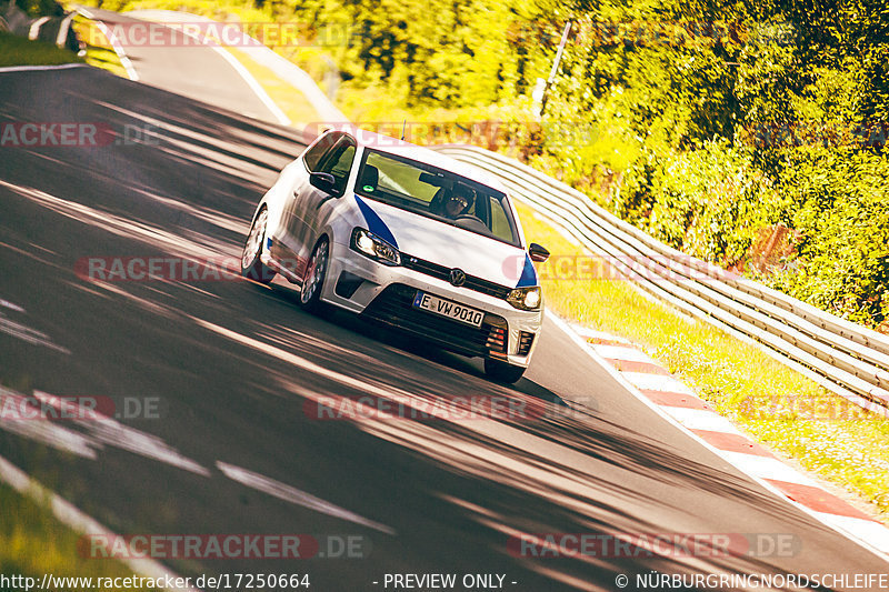 Bild #17250664 - Touristenfahrten Nürburgring Nordschleife (16.06.2022)