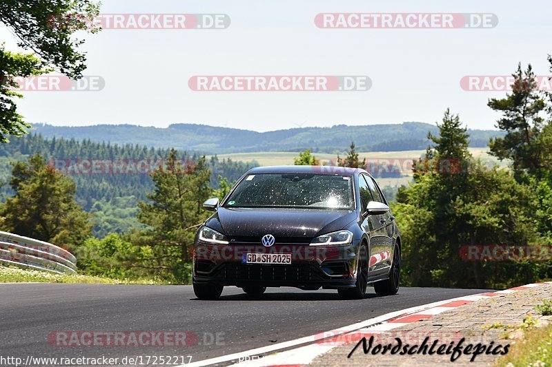 Bild #17252217 - Touristenfahrten Nürburgring Nordschleife (16.06.2022)