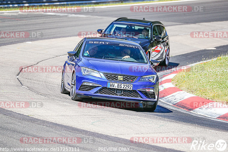 Bild #17253111 - Touristenfahrten Nürburgring Nordschleife (16.06.2022)