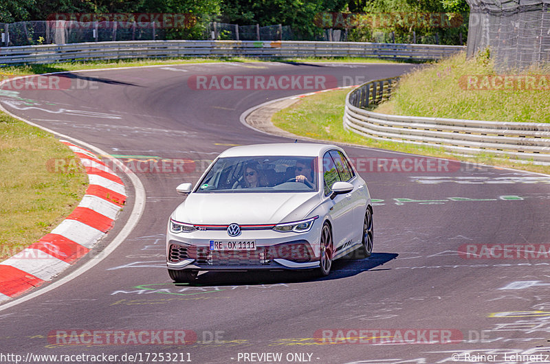 Bild #17253211 - Touristenfahrten Nürburgring Nordschleife (16.06.2022)