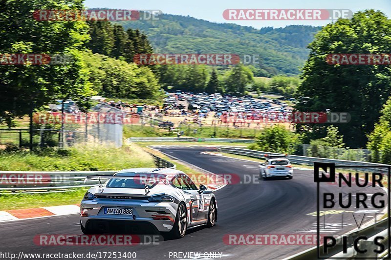 Bild #17253400 - Touristenfahrten Nürburgring Nordschleife (16.06.2022)