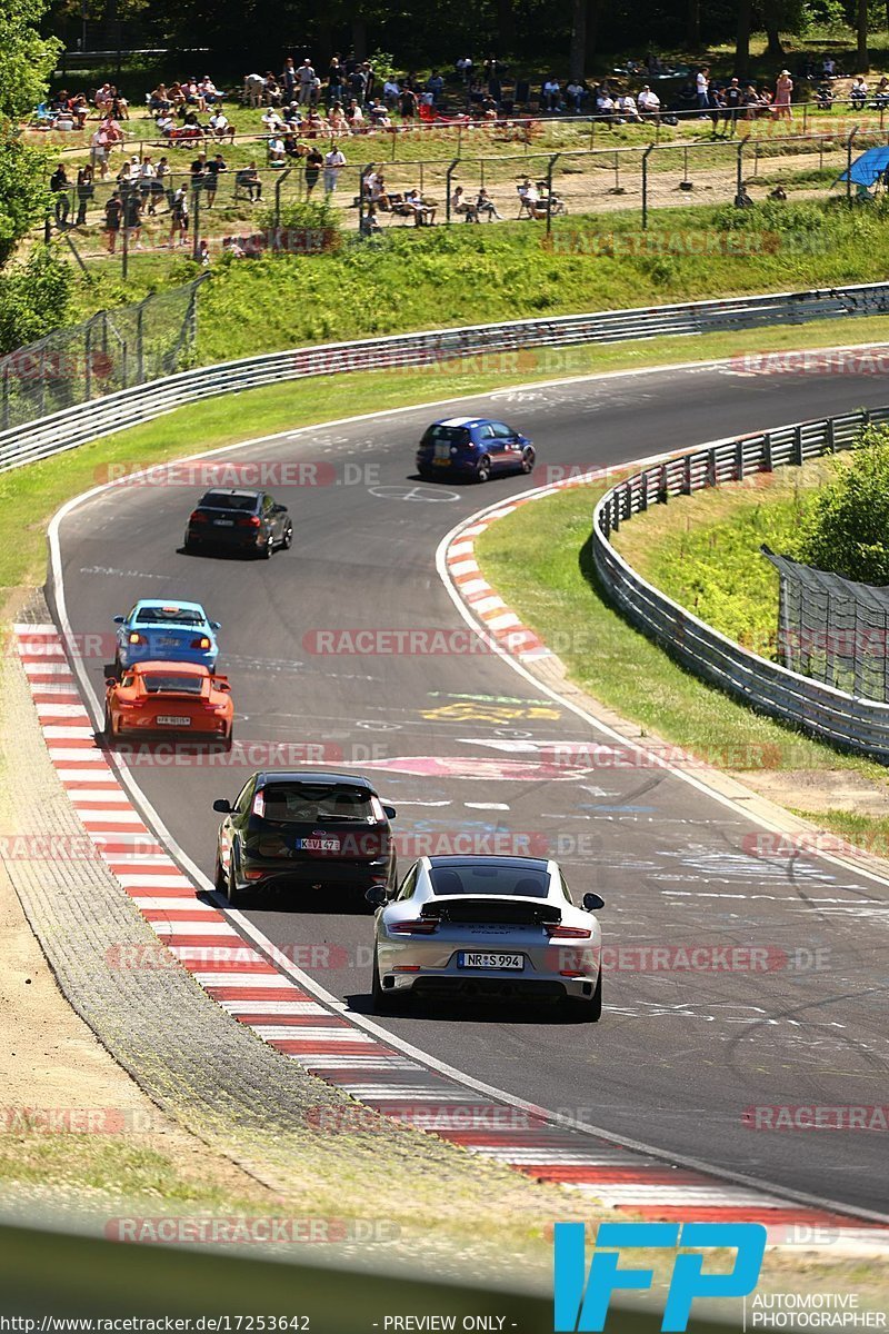 Bild #17253642 - Touristenfahrten Nürburgring Nordschleife (16.06.2022)