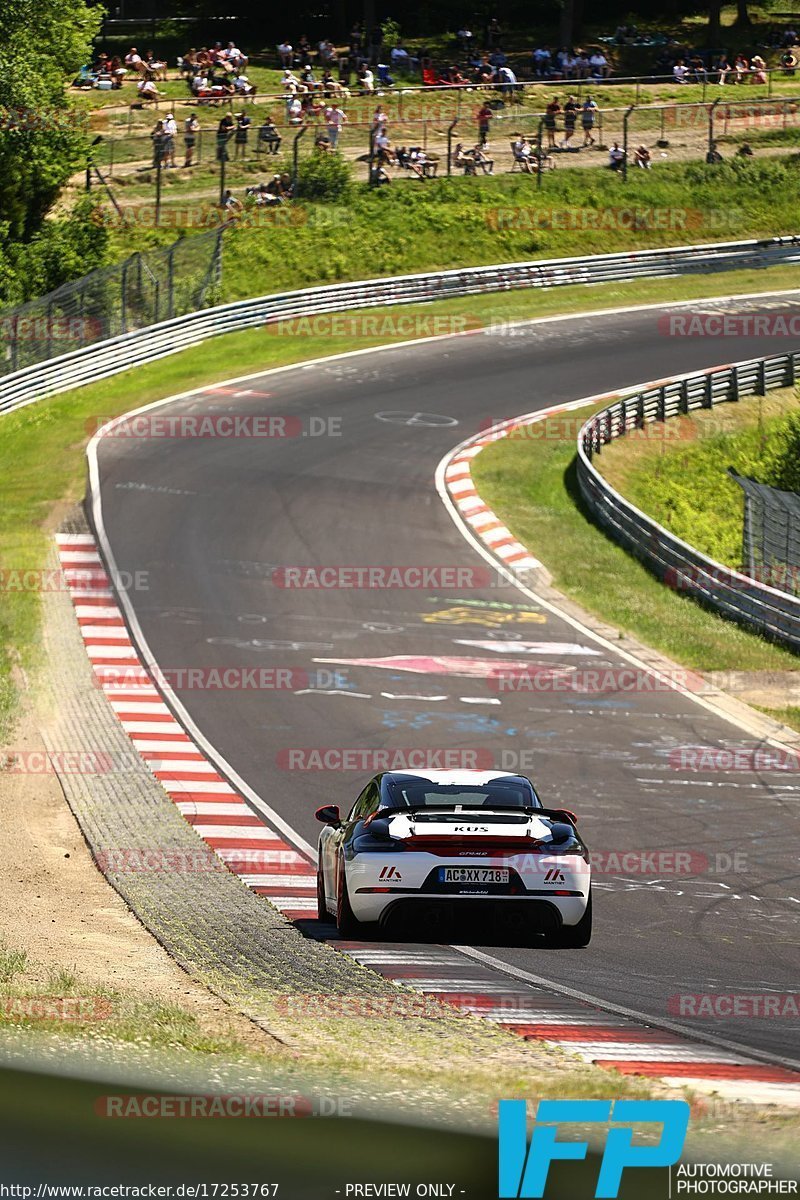 Bild #17253767 - Touristenfahrten Nürburgring Nordschleife (16.06.2022)