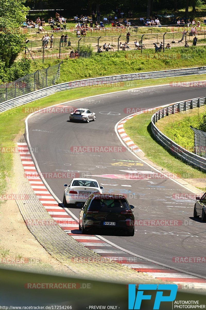 Bild #17254266 - Touristenfahrten Nürburgring Nordschleife (16.06.2022)