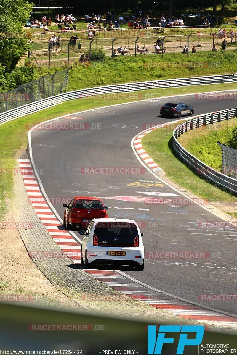 Bild #17254424 - Touristenfahrten Nürburgring Nordschleife (16.06.2022)