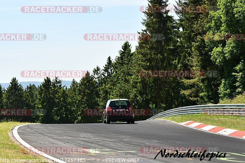 Bild #17257365 - Touristenfahrten Nürburgring Nordschleife (16.06.2022)