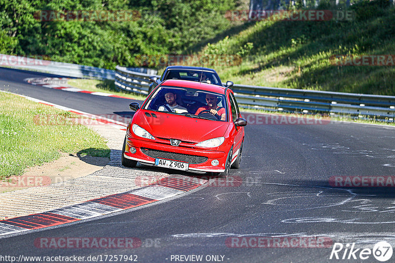 Bild #17257942 - Touristenfahrten Nürburgring Nordschleife (16.06.2022)