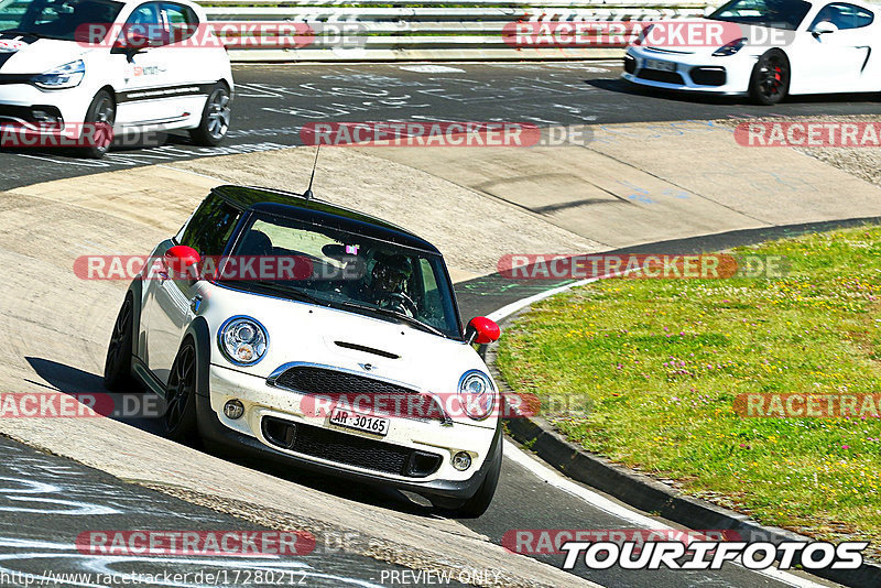 Bild #17280212 - Touristenfahrten Nürburgring Nordschleife (16.06.2022)