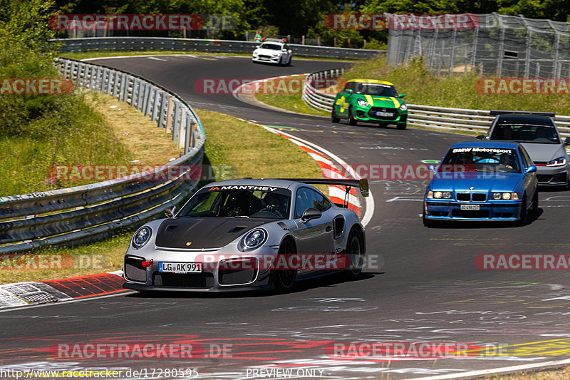 Bild #17280595 - Touristenfahrten Nürburgring Nordschleife (16.06.2022)