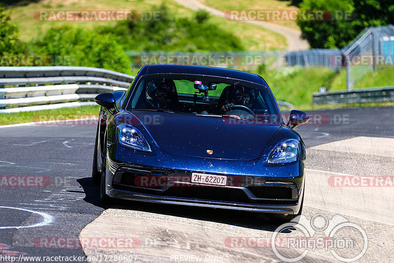 Bild #17280607 - Touristenfahrten Nürburgring Nordschleife (16.06.2022)