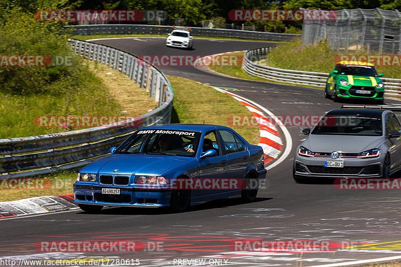 Bild #17280615 - Touristenfahrten Nürburgring Nordschleife (16.06.2022)