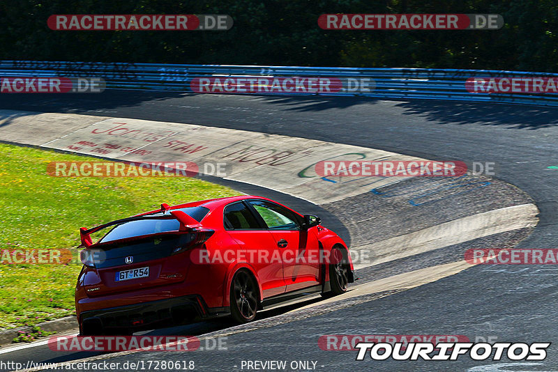 Bild #17280618 - Touristenfahrten Nürburgring Nordschleife (16.06.2022)