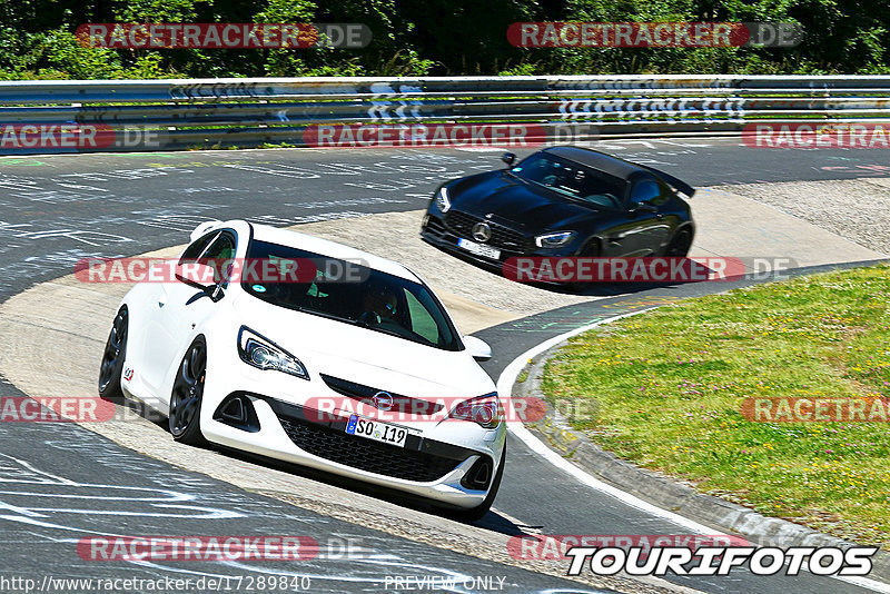 Bild #17289840 - Touristenfahrten Nürburgring Nordschleife (16.06.2022)