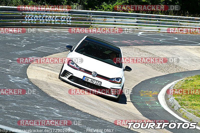 Bild #17290205 - Touristenfahrten Nürburgring Nordschleife (16.06.2022)