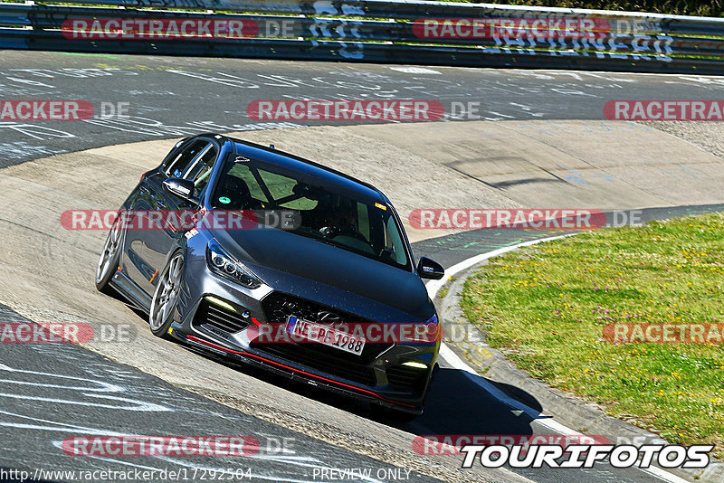 Bild #17292504 - Touristenfahrten Nürburgring Nordschleife (16.06.2022)