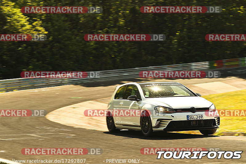 Bild #17292807 - Touristenfahrten Nürburgring Nordschleife (16.06.2022)