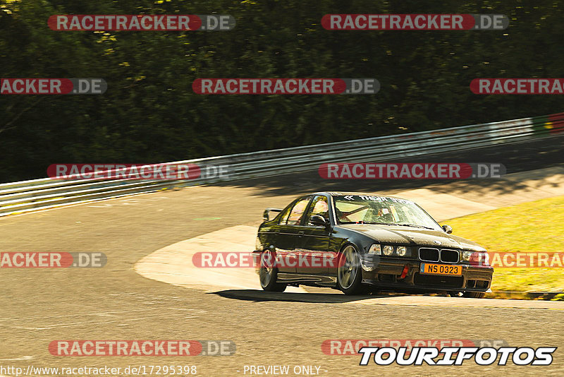 Bild #17295398 - Touristenfahrten Nürburgring Nordschleife (16.06.2022)