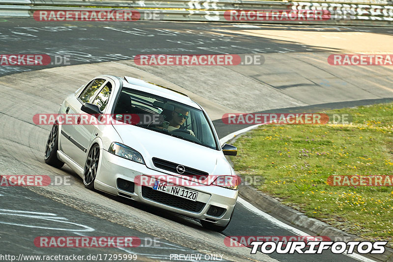 Bild #17295999 - Touristenfahrten Nürburgring Nordschleife (16.06.2022)