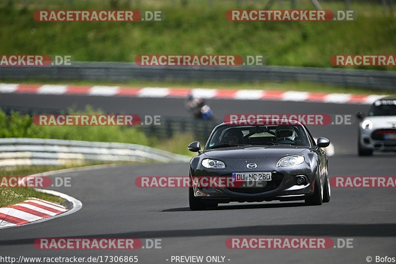 Bild #17306865 - Touristenfahrten Nürburgring Nordschleife (17.06.2022)