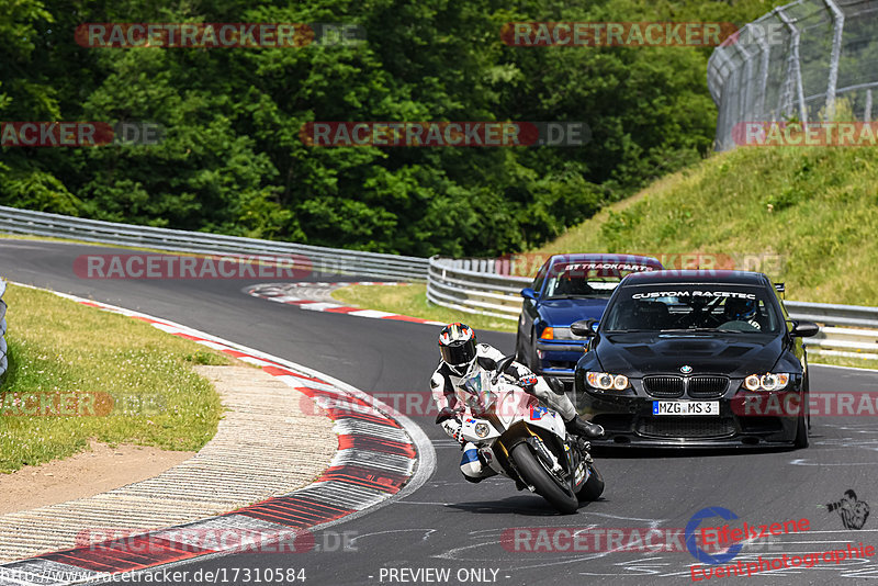 Bild #17310584 - Touristenfahrten Nürburgring Nordschleife (17.06.2022)