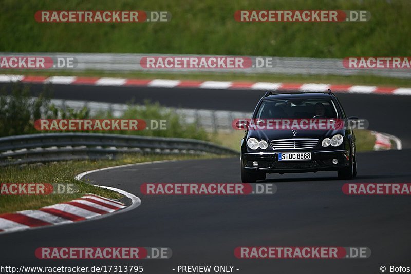 Bild #17313795 - Touristenfahrten Nürburgring Nordschleife (17.06.2022)