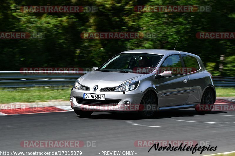 Bild #17315379 - Touristenfahrten Nürburgring Nordschleife (17.06.2022)