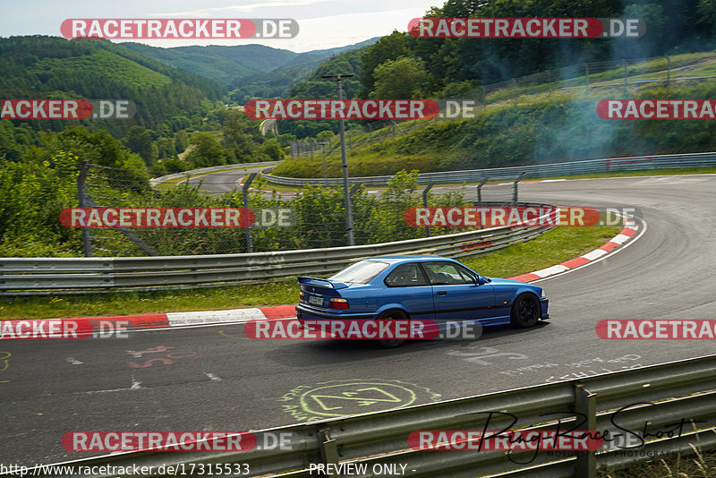 Bild #17315533 - Touristenfahrten Nürburgring Nordschleife (17.06.2022)