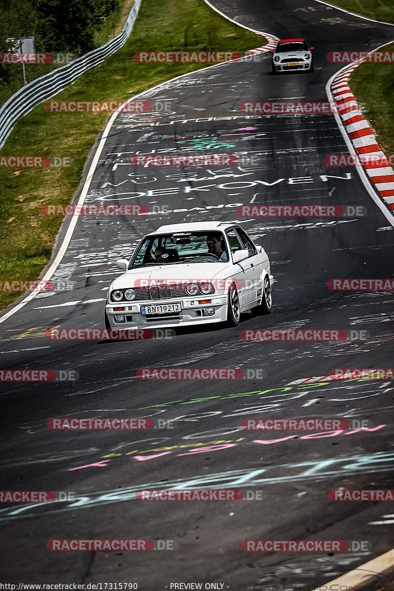 Bild #17315790 - Touristenfahrten Nürburgring Nordschleife (17.06.2022)