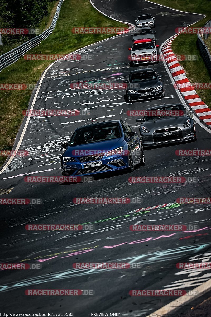 Bild #17316582 - Touristenfahrten Nürburgring Nordschleife (17.06.2022)