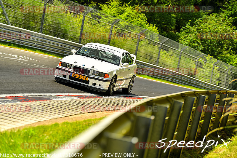 Bild #17318676 - Touristenfahrten Nürburgring Nordschleife (17.06.2022)